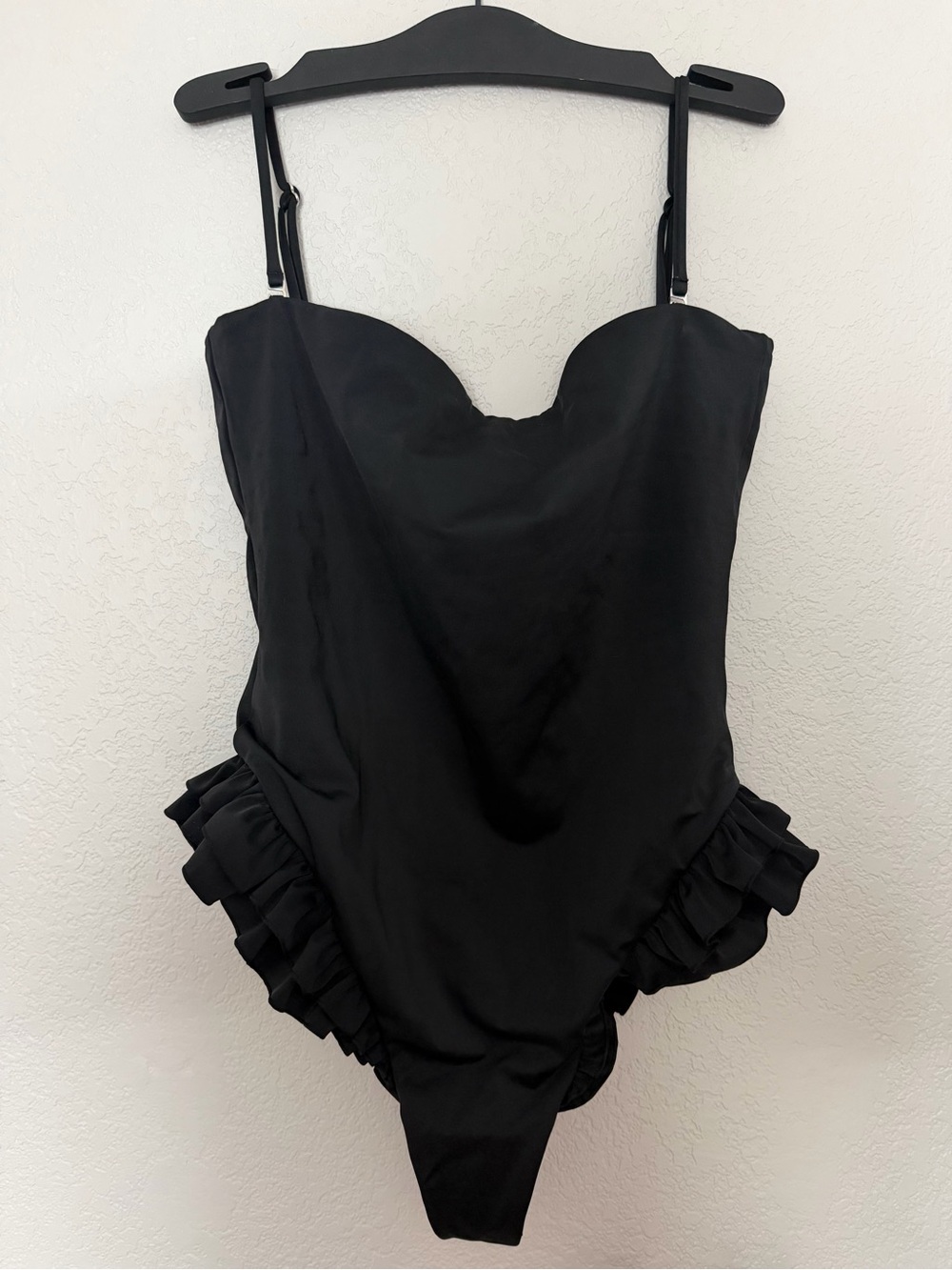 NWT BELLE Margot One Piece Swimsuit Black Size L Ruffle $180 Retail